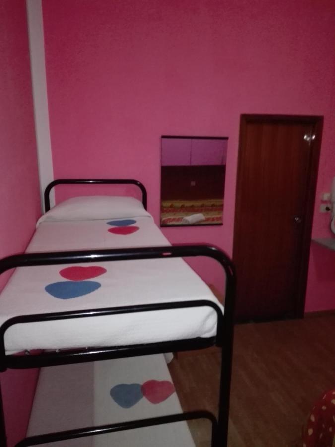 Hotel Villa Lorena Rimini Eksteriør billede
