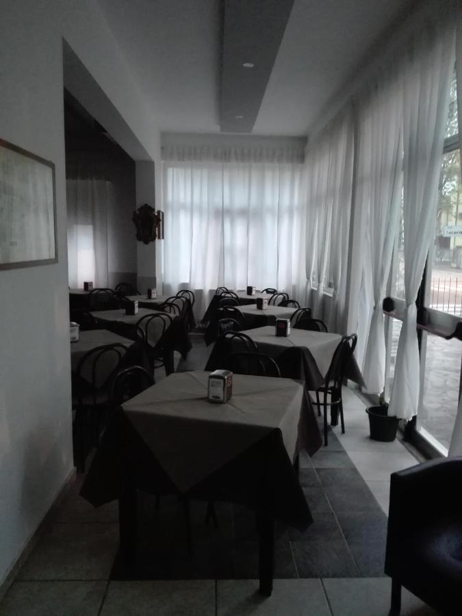 Hotel Villa Lorena Rimini Eksteriør billede