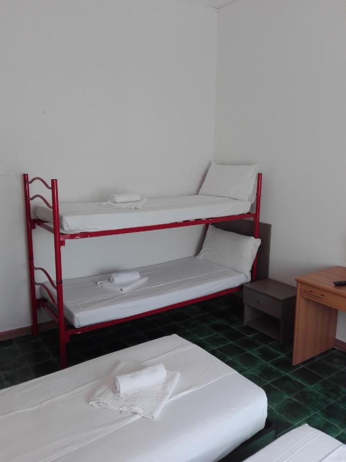 Hotel Villa Lorena Rimini Eksteriør billede